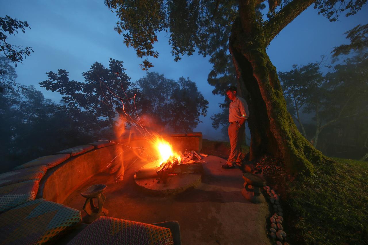 Nkuringo Bwindi Gorilla Lodge Exteriör bild